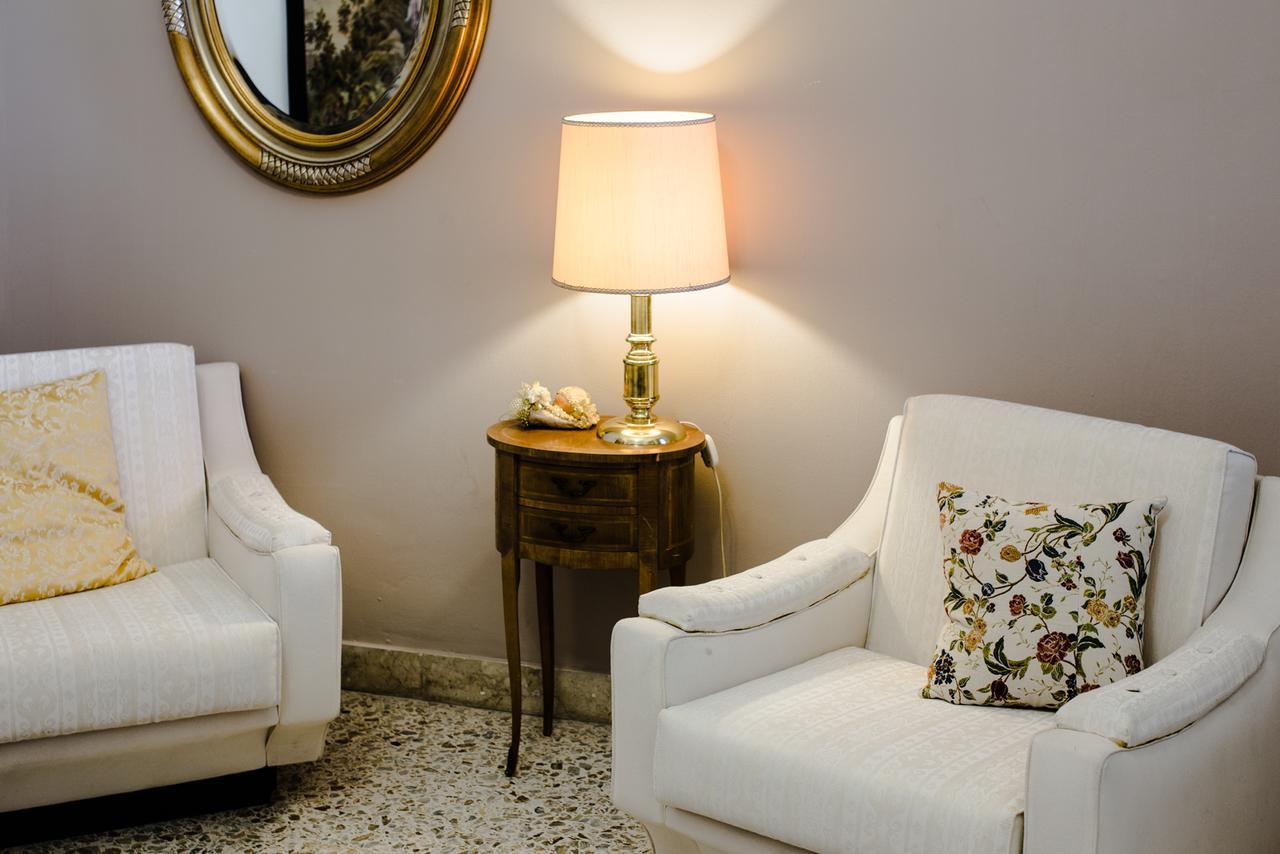 Bellaqua Bed & Breakfast คาตาเนีย ภายนอก รูปภาพ
