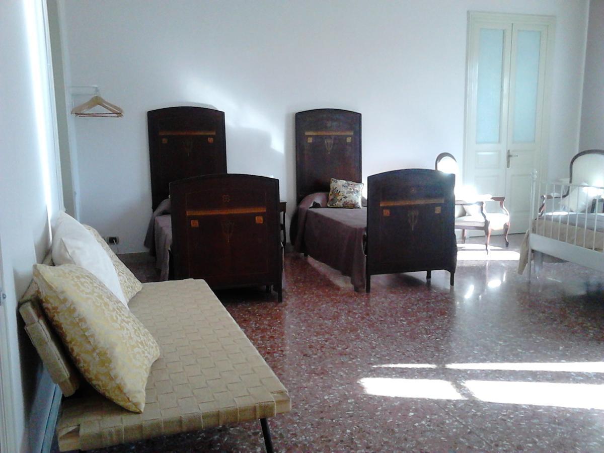 Bellaqua Bed & Breakfast คาตาเนีย ภายนอก รูปภาพ