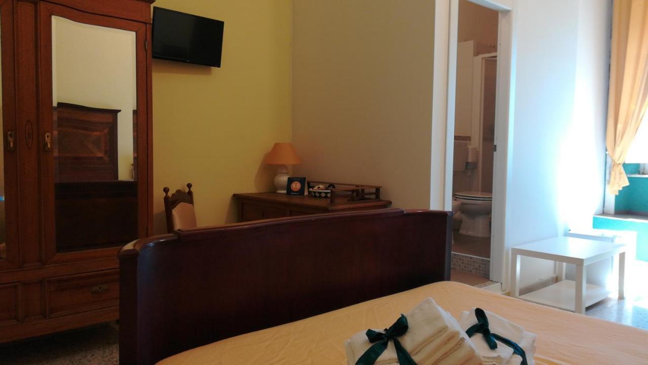 Bellaqua Bed & Breakfast คาตาเนีย ภายนอก รูปภาพ